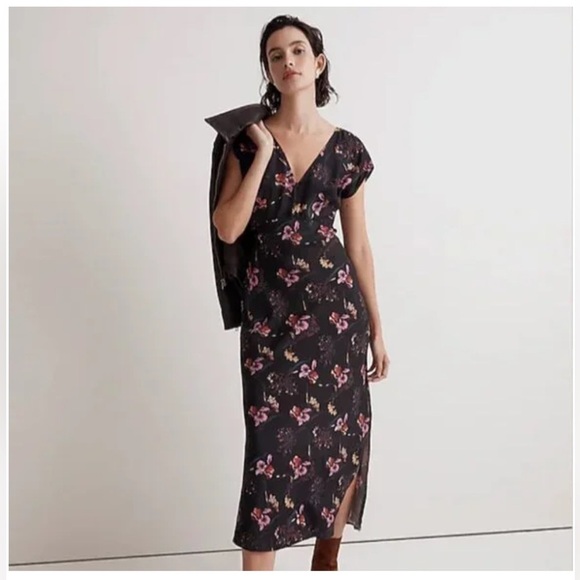 Madewell Dresses & Skirts - Madewell Belinda Pink Black Floral Midi Dress V-Neck Flutter Sleeves Size 00